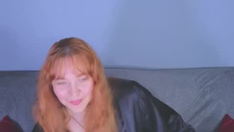 Snapshot of sinful_helena chatting on May 2026 03:35:02 AM sinful_helena online show from May 2026 03:35:02 AM