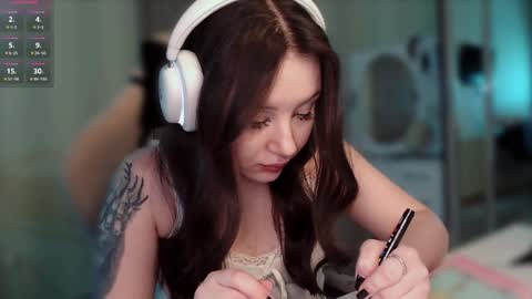 Snapshot of sinigami_ chatting on January 2025 11:24:01 PM Ari online show from January 2025 11:24:01 PM