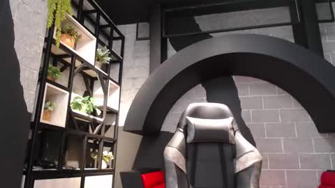 Snapshot of sinlickerr chatting on February 2026 09:33:01 PM SinLickerr online show from February 2026 09:33:01 PM