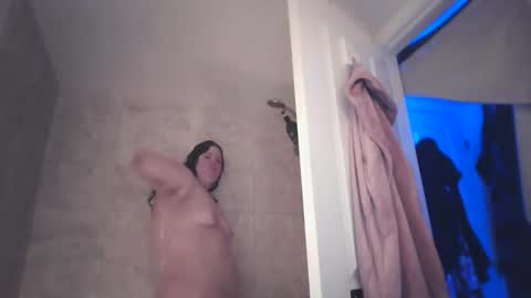 Siofra online show from March 2025 09:05:02 AM