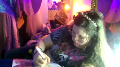 Siofra online show from September 2025 11:51:01 PM