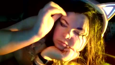 Siofra online show from October 2025 04:24:02 AM