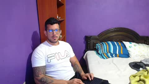Snapshot of sir_anderssen chatting on April 2026 01:05:02 AM Sir. Anderssen online show from April 2026 01:05:02 AM