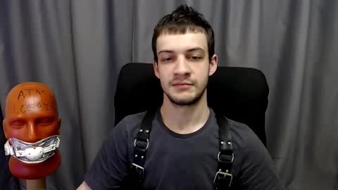 Sir Damien online show from October 2025 08:40:02 PM