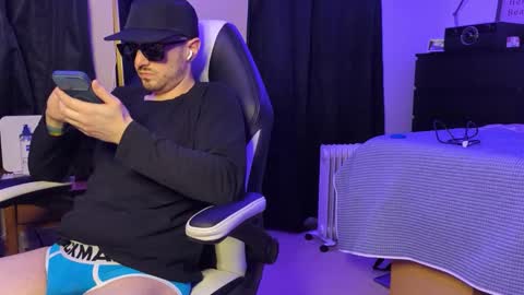 Snapshot of sirdaddymcqween chatting on February 2026 09:06:02 AM Sir Daddy McQween online show from February 2026 09:06:02 AM