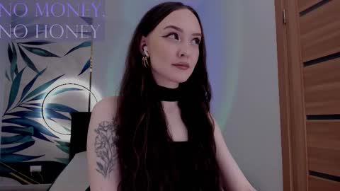 Snapshot of sirenaswhisper chatting on February 2026 07:31:01 PM Goddess Sirena online show from February 2026 07:31:01 PM