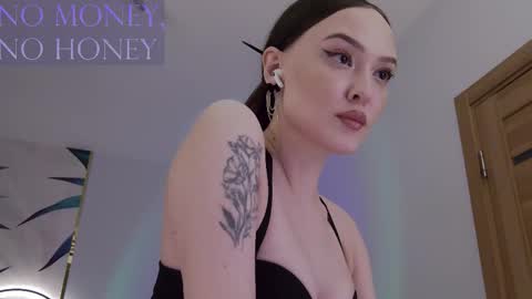 Snapshot of sirenaswhisper chatting on February 2026 08:49:02 PM Goddess Sirena online show from February 2026 08:49:02 PM