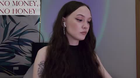Snapshot of sirenaswhisper chatting on June 2026 08:00:02 PM Goddess Sirena online show from June 2026 08:00:02 PM