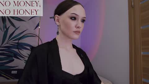 Snapshot of sirenaswhisper chatting on July 2026 06:47:02 AM Goddess Sirena online show from July 2026 06:47:02 AM