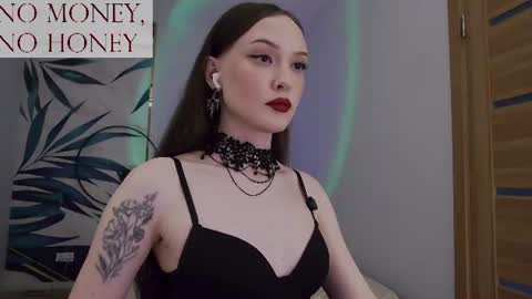 Snapshot of sirenaswhisper chatting on July 2026 03:11:02 AM Goddess Sirena online show from July 2026 03:11:02 AM