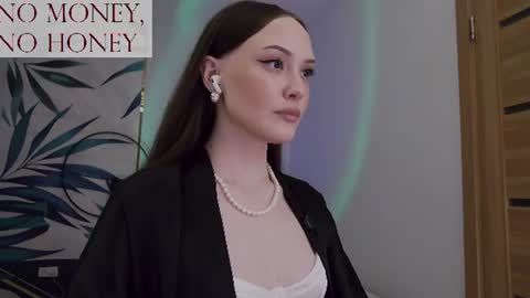 Snapshot of sirenaswhisper chatting on July 2026 12:08:01 AM Goddess Sirena online show from July 2026 12:08:01 AM