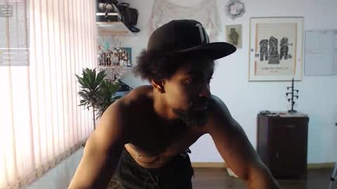 siriss_boyrag online show from October 2025 06:28:02 PM