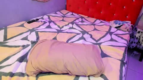 Snapshot of sirius_angels chatting on December 2024 02:22:02 PM Sirius angels online show from December 2024 02:22:02 PM