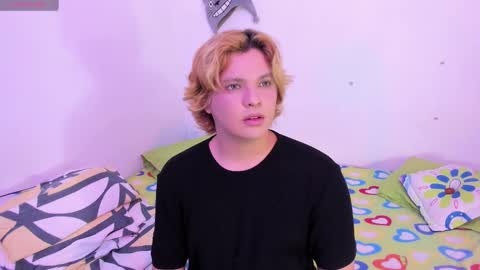 Snapshot of sirius_angels chatting on September 2025 02:11:01 AM Sirius angels online show from September 2025 02:11:01 AM