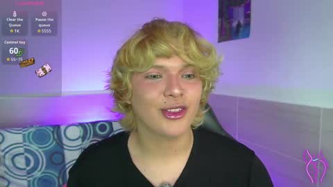 Snapshot of sirius_angels chatting on October 2025 07:55:01 PM Sirius angels online show from October 2025 07:55:01 PM