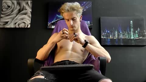 SirReedy online show from March 2026 06:06:02 AM