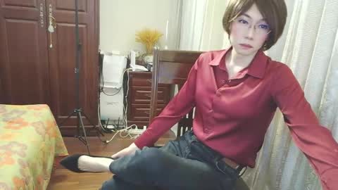 Snapshot of sissy_ada chatting on April 2026 01:42:02 PM Sissy Ada online show from April 2026 01:42:02 PM