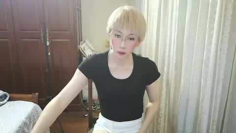 Snapshot of sissy_ada chatting on May 2026 01:41:02 PM Sissy Ada online show from May 2026 01:41:02 PM