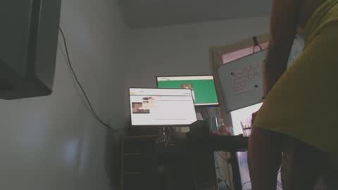 Snapshot of sissyboilooking chatting on January 2025 05:56:01 AM RESPONDS WELL TO ... online show from January 2025 05:56:01 AM