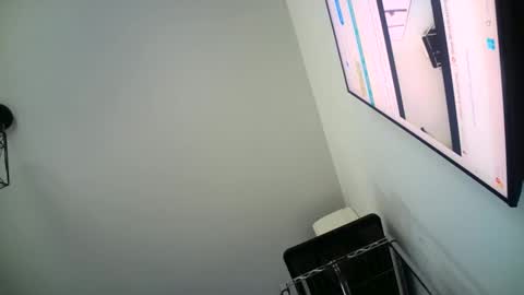 Snapshot of sissyboilooking chatting on January 2025 06:27:02 AM RESPONDS WELL TO ... online show from January 2025 06:27:02 AM