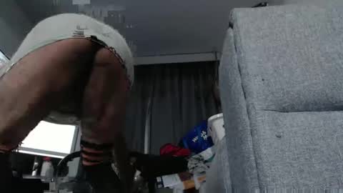 Snapshot of sissyboilooking chatting on February 2025 01:16:02 PM RESPONDS WELL TO ... online show from February 2025 01:16:02 PM