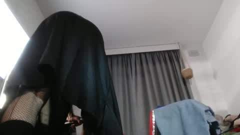 Snapshot of sissyboilooking chatting on February 2025 08:03:01 PM RESPONDS WELL TO ... online show from February 2025 08:03:01 PM