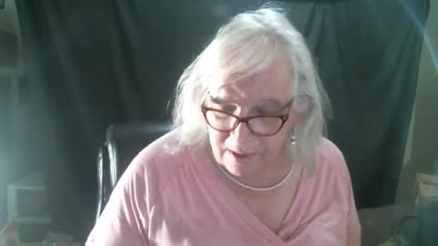 Snapshot of sissydianetx chatting on March 2025 12:33:02 AM Sissy Diane online show from March 2025 12:33:02 AM