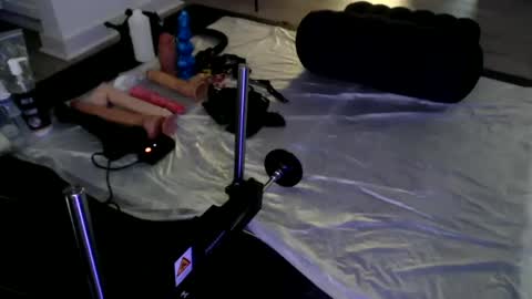 Snapshot of sissygoonerslut chatting on October 2025 03:39:02 AM Sissy Gooner online show from October 2025 03:39:02 AM