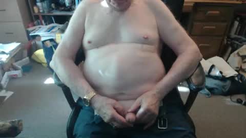 Snapshot of sjbottomboi chatting on October 2025 10:23:02 PM sjbottomboi online show from October 2025 10:23:02 PM