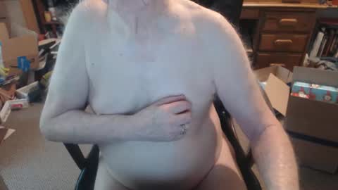 sjbottomboi online show from December 2025 03:43:01 PM
