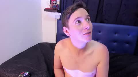 Skarleth and Aaron online show from March 2025 07:14:01 PM