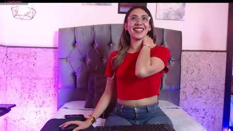 Snapshot of skarleth_xxxx chatting on December 2024 04:34:01 AM Elizabeth online show from December 2024 04:34:01 AM