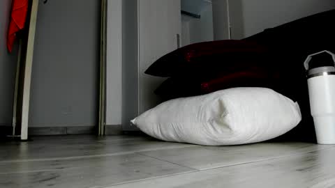 Skarlet online show from December 2025 02:52:01 AM