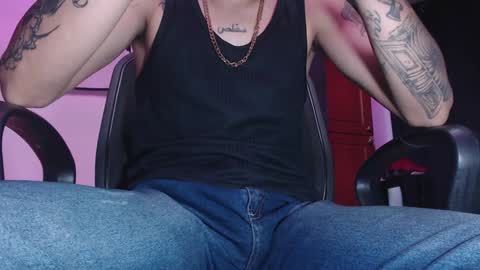 Snapshot of skateboy444 chatting on January 2025 11:11:01 PM king online show from January 2025 11:11:01 PM