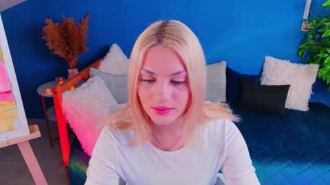 Snapshot of skatebunny chatting on December 2025 01:52:02 PM Jane online show from December 2025 01:52:02 PM