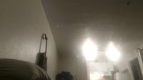 Snapshot of skeeelow chatting on January 2025 09:27:01 AM skeeelow online show from January 2025 09:27:01 AM