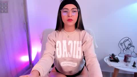 Snapshot of skeeter_cb chatting on March 2026 05:16:01 PM Skeete CHRISTMAS SHOW THIS DECEMBER 24 CHECK OUT MY AMAZON LIST AND MAKE ME HAPPY online show from March 2026 05:16:01 PM