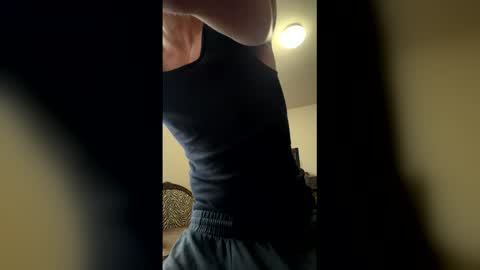 Snapshot of skeettlez chatting on May 2026 12:56:01 PM Skeetz420 online show from May 2026 12:56:01 PM