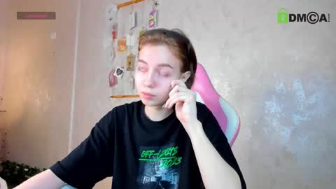 Emily online show from November 2025 01:15:02 AM