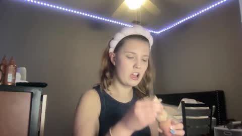 skiimaskabby online show from February 2025 02:58:01 AM