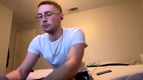 Snapshot of skinndick214 chatting on September 2025 11:59:02 PM daddy online show from September 2025 11:59:02 PM