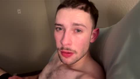 Snapshot of skinndick214 chatting on November 2025 10:26:02 AM daddy online show from November 2025 10:26:02 AM