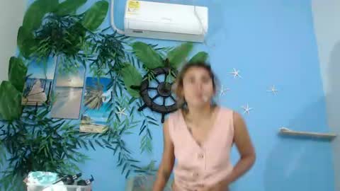 Snapshot of skinny18sexy chatting on July 2026 01:35:02 PM skinny online show from July 2026 01:35:02 PM