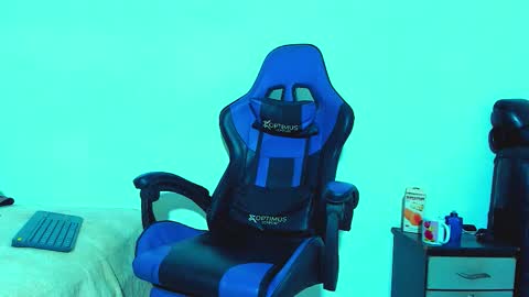 skinny marked online show from October 2025 04:19:02 PM