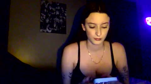 skinnyangel21 online show from November 2025 04:13:02 AM