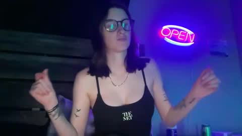 skinnyangel21 online show from February 2026 04:57:02 AM