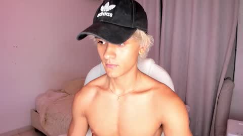 skinnydreamer online show from September 2025 02:36:02 AM