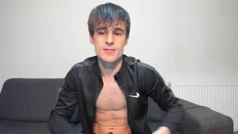 Snapshot of skinnyguywithbigd chatting on March 2025 10:43:01 PM skinnyguywithbigd online show from March 2025 10:43:01 PM