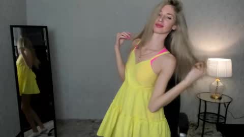 Skinnyladyy online show from January 2025 02:09:01 AM