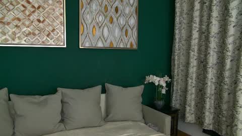 Natty online show from April 2026 03:48:01 AM